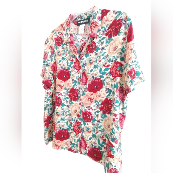 Pretty Sag Harbor Petite Floral Shirt Short Sleeve Size Petite Large Chest 40" - Picture 6 of 6